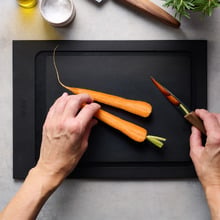 Cut & Serve Chopping Board